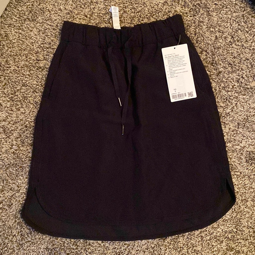 Lulu lemon On the Fly Skirt